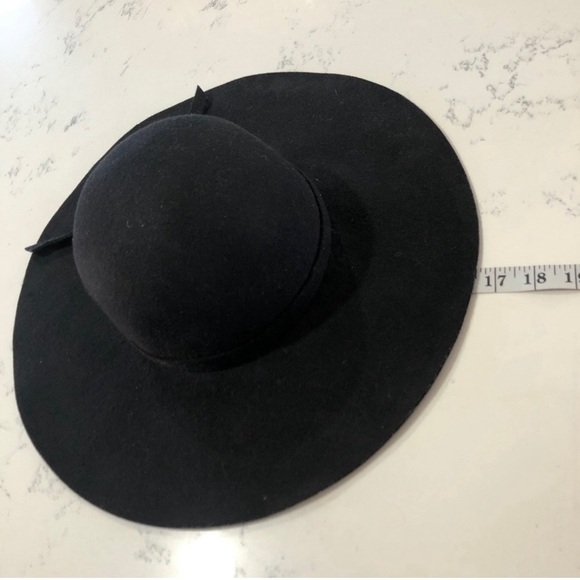The HATTER COMPANY black  flaps for all season hat main image 8